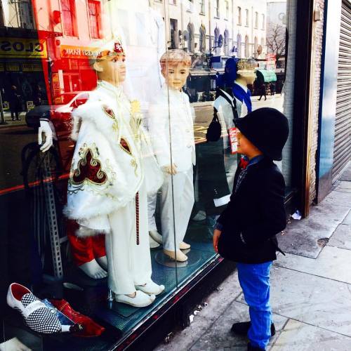 Odin: &ldquo;I want that King costume&rdquo; #cosplay #kingcostume #littleprince (at Dalston