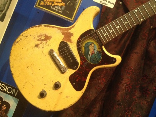 everythingjohnnythunders:  Johnny’s 1960 Gibson Les Paul Jr at the Rock & Roll Hall of Fame. 