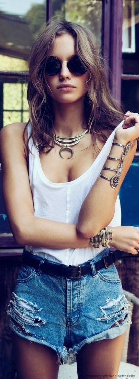 babesinjeans:  Babe in Jeans