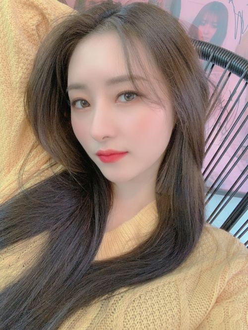 7-dreamers:[210123] Sua’s Weverse Update (½):Our Somnias have a good weekend☺️Not very long until ou