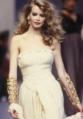 26 — Chanel fall/winter 1992-1993 couture