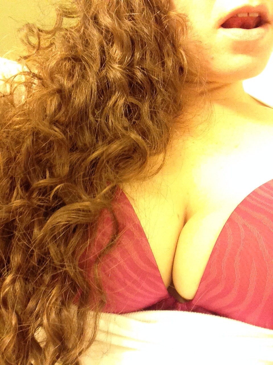 jellybeanphalange:  Titty tasting session during a quick bathroom break at work today!