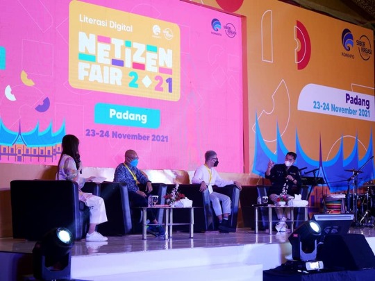 Literasi Digital, Netizen Fair - Diskominfo Kota Padang Hadir Memberikan Edukasi Bagi Netizen Literasi Digital, Netizen Fair - Diskominfo Kota Padang Hadir Memberikan Edukasi Bagi Netizen
