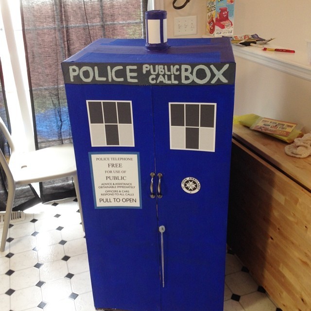 Penelope is napping so I finished the #TARDIS to surprise her. #BlueBox #DoctorWho