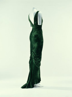 omgthatdress:  Evening Dress Edward Molyneux,
