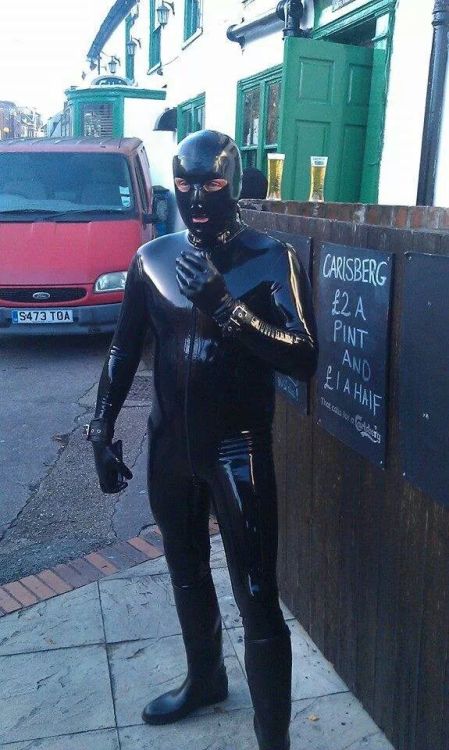 maxdallas:  Just started following this guy on Facebook. He’s known as the “Gimp Man of Essex”. Very hot! 