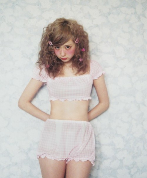 streetsnapfashion: Amo for Candy Stripper 