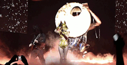 https://64.media.tumblr.com/c8bf9a0181800ad158a47417241824e4/tumblr_mnif83WTq41ru1b4eo1_500.gif
