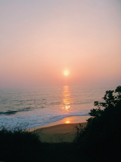 anthiponvettam:  Evening at the beach!! Kerala,
