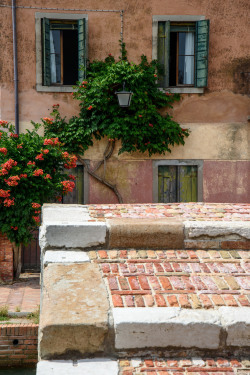 travel-lusting:Torcello, Veneto, Italy (by