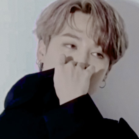 jimin iconslike / rebloglook respectfully