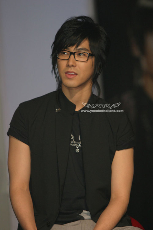 onlyloveyunho:  080202 Yamaha Press Conference in Thailand - Part 2  cr: as on the pics