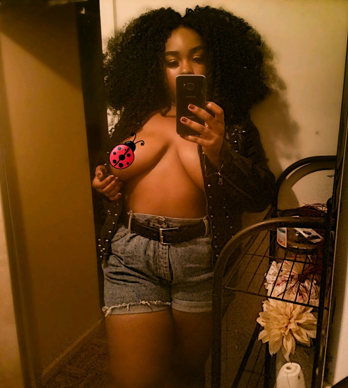 bitchenbae:   Me ft #bodypositivity for blackout. Ive been Fat Shamed all my life