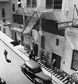 greeneyes55:  Street Scene 1943  Photo: