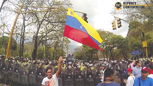 ultra-black:  221b-dramaqueen:  12M  (x)  :(  Como me dueles mi Venezuela. Te amo.