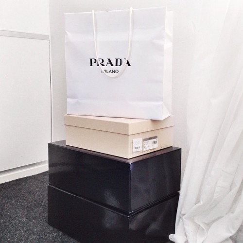 pure-glamour:     