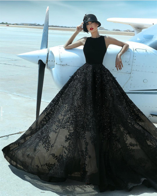 alinanovafashion:black formal dresses