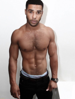 mancrushblog:  Lucien Laviscount, featured