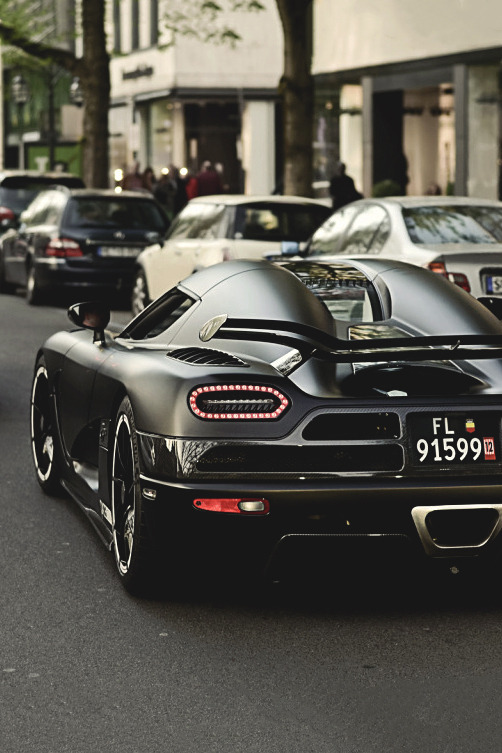 artoftheautomobile:  Koenigsegg Agera via Rupert Automotive Photography 