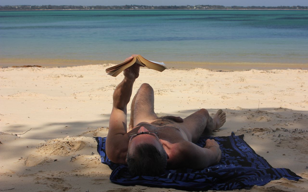 madeinthenude:  Read a book! It’s great to sit in the shade on a warm day and just