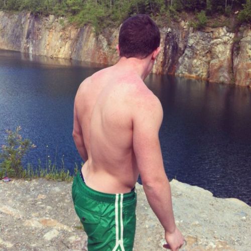 BIG BUTT IN THONG