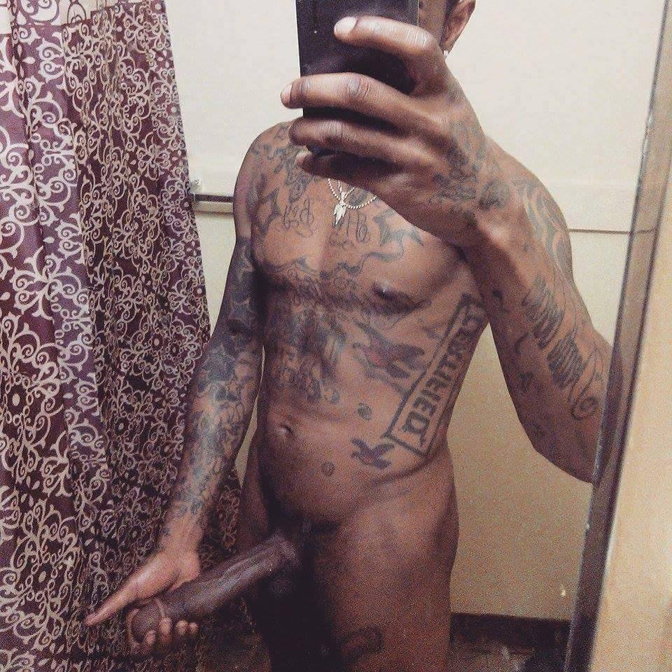 kik-supalips87:  Top Shelf Exclusive, daddy got dick! Submissions @kik-supalips87
