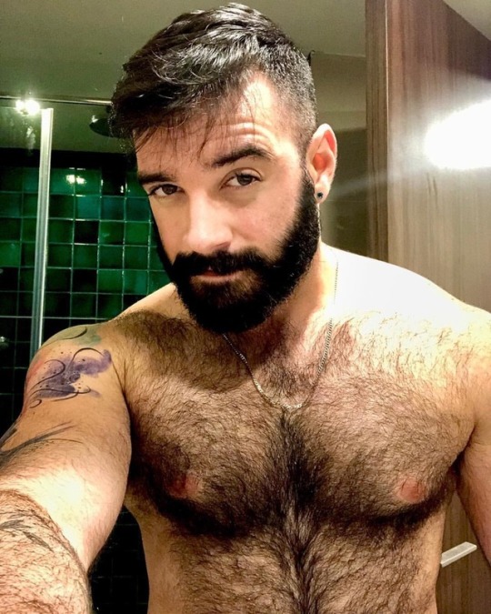beardburnme2:  Pettcake instagram 