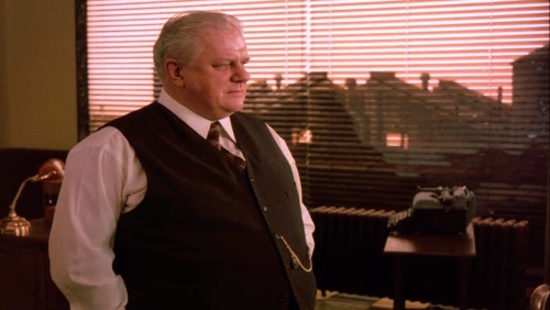 Death of a Salesman (1985) - Charles Durning as Charley[photoset #5 of 5]