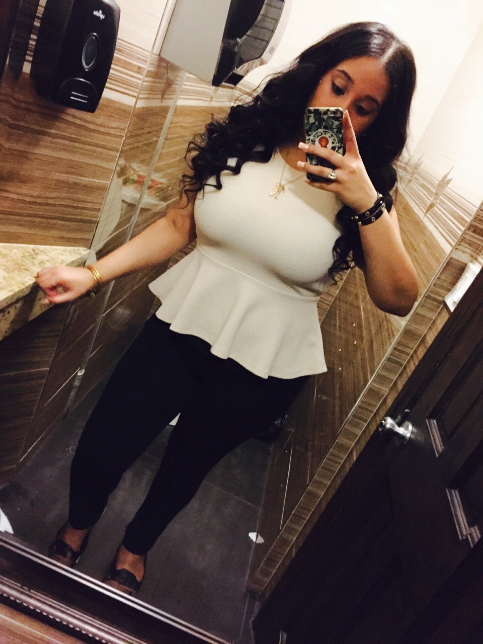 killerkurves:  iilluminaughty