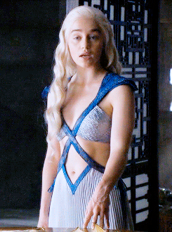 housewifeswag:  I love this outfit.