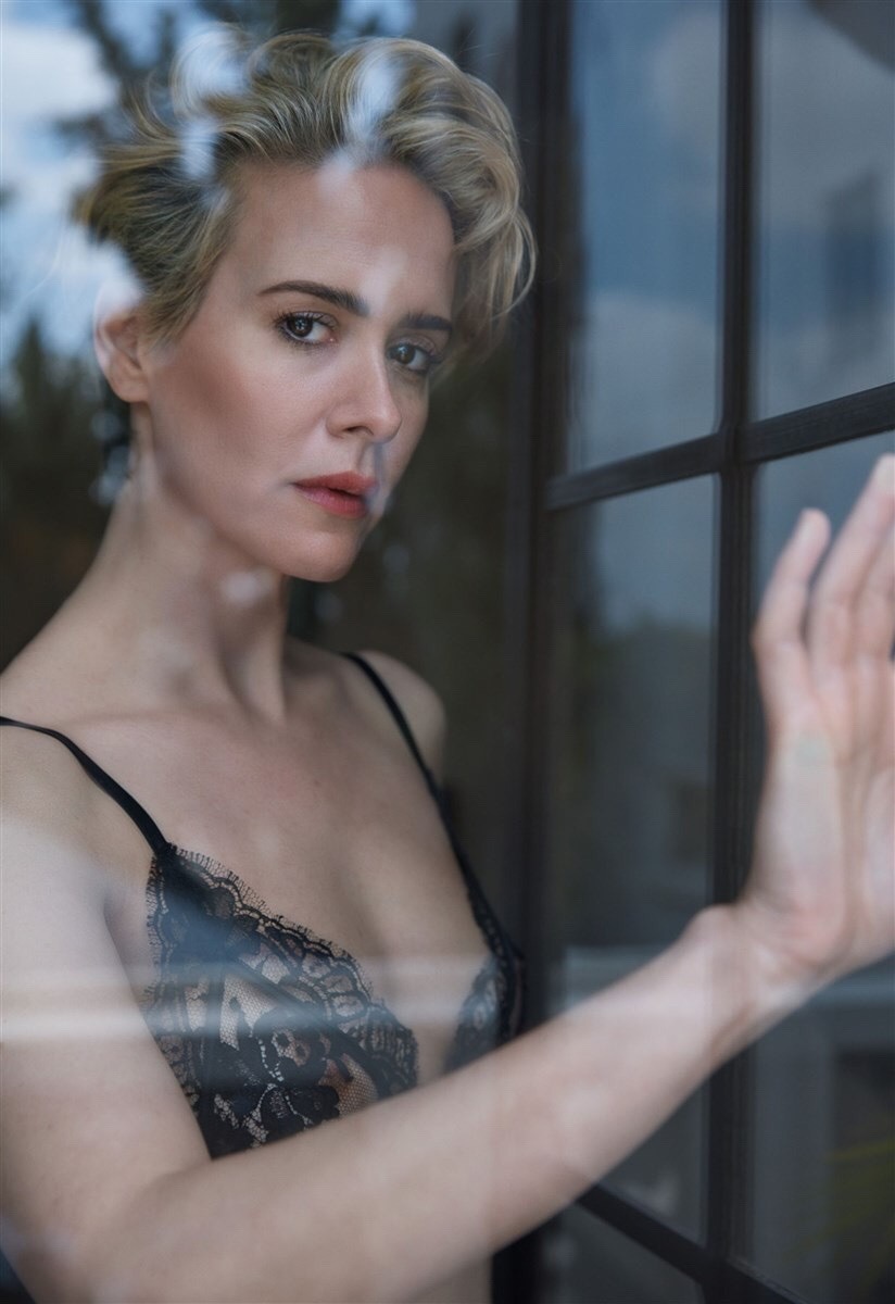 theinfertiledude:  Sarah Paulson topless photoshoot.