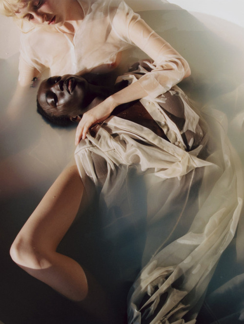 bienenkiste:“Beyond the Pale”. Frances Coombe & Niko Riam by Steph Wilson for Elle UK April 2018 