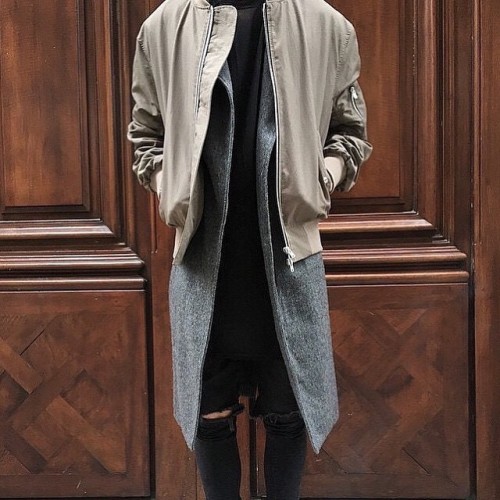 sickstreetwear:  Sick StreetwearFollow @sickstreetfashion on instagram!