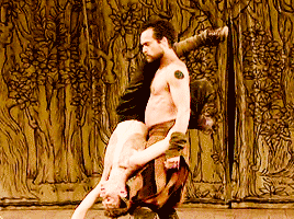 cooldadoropher:I am that merry wanderer of the night.I jest to Oberon and make him smile