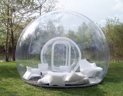 Upnorthnorthernlights:   Omgbuglen:  An Inflatable Lawn Tent. Imagine Laying In This