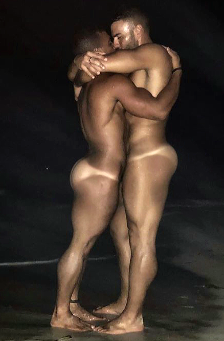 italianthongguy:bumarama:When tan lines meet and match,love is sure to follow!