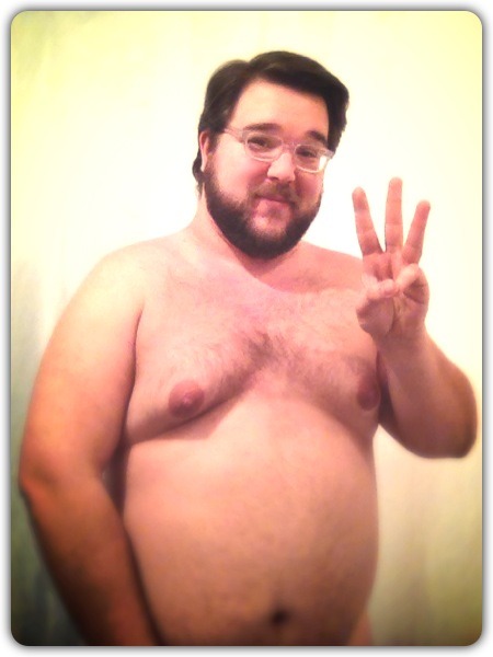 imhereforthemen:  Happy 3 Month Birthday imhereforthemen Thanks so much sexy!  (belfastcubcake)