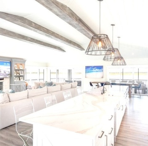 Family Room - Beach Style Family Room