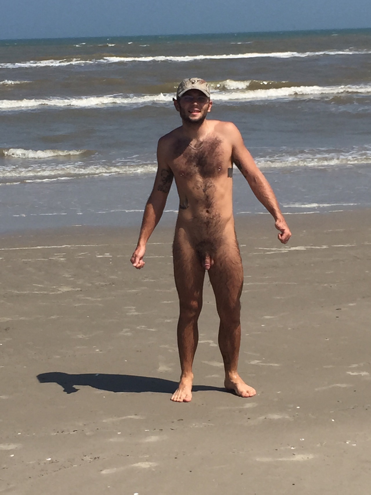 robertinhoutx:  Dude’s personal nude beach 