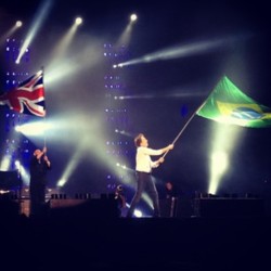 #cabou ;( #paulinbrazil #paullindo (em Arena Castelão)