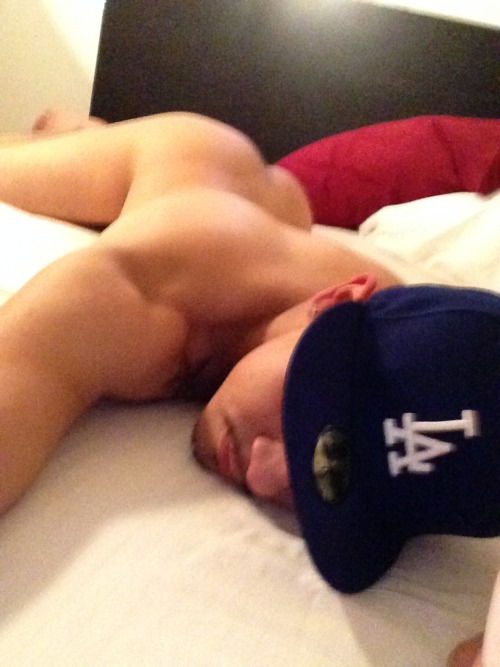 mando89:   Thanks F for sending in more pics!  Very sexy man.  Please keep them cumming.  Please send pics to: Por favor manda tus fotos a: betomartinez2008@gmail.com Beto’s Corner           http://betomartinez.tumblr.com/   Very very sexy !!