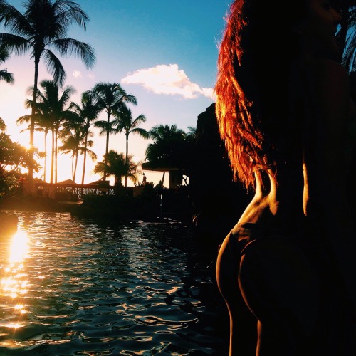 aphroditesidol:Love this