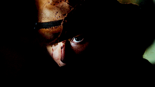 daeneryssansa:I always thought he saved me from something, always been so fucking grateful. Now I wo