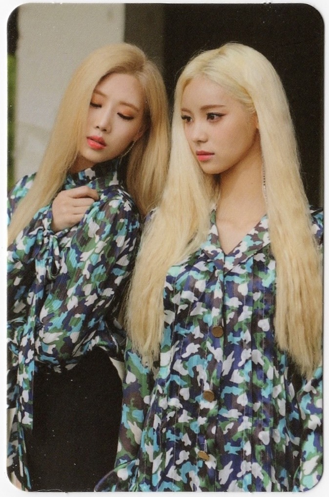 Kim Lip & Jinsoul