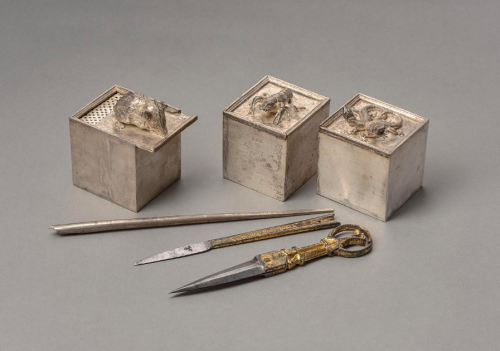 Cast-silver writing utensil box made by Wenzel Jamnitzer, c. 1560-1570.(Via JSTOR)