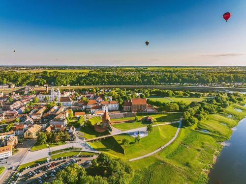 Balloons #Kaunas #Lithuania #Lietuva #dronas #skypixel #djieurope #Mavic3 #djimavic3 #Kaunasaerial #