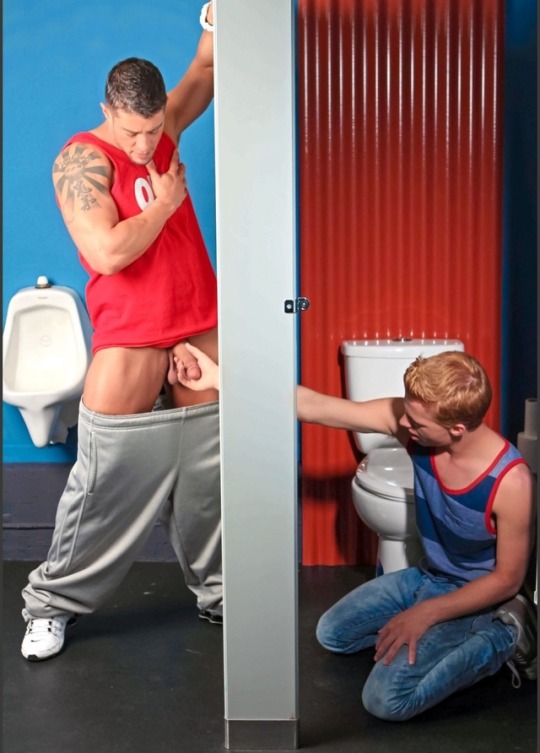 donatoxxx:  Glory Hole Fun