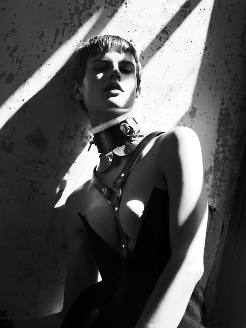 jinxproof:Saskia de BrauwInterview Magazine (September 2011)ph. Mert & Marcus