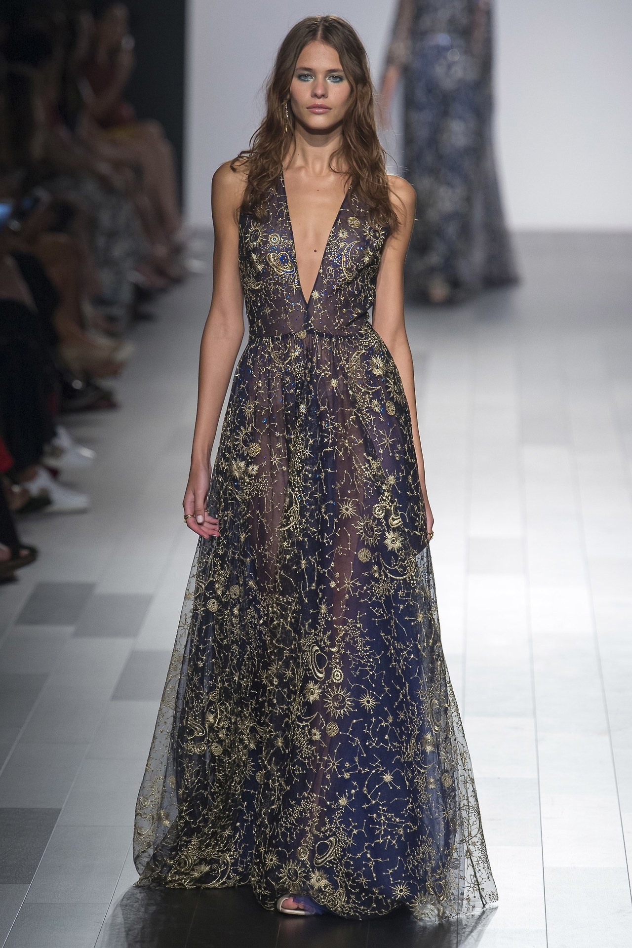 fyeahgowns:Tadashi Shoji Spring 2018