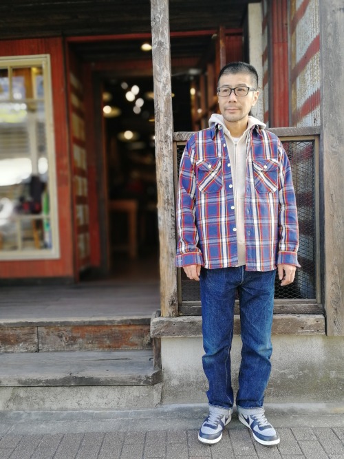 WAREHOUSE & CO. Lot 451 ラグランフリーダムフルジップフード - WAREHOUSE STAFF BLOG